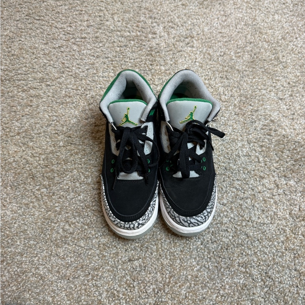 Air Jordan 3 Retro 'Pine Green